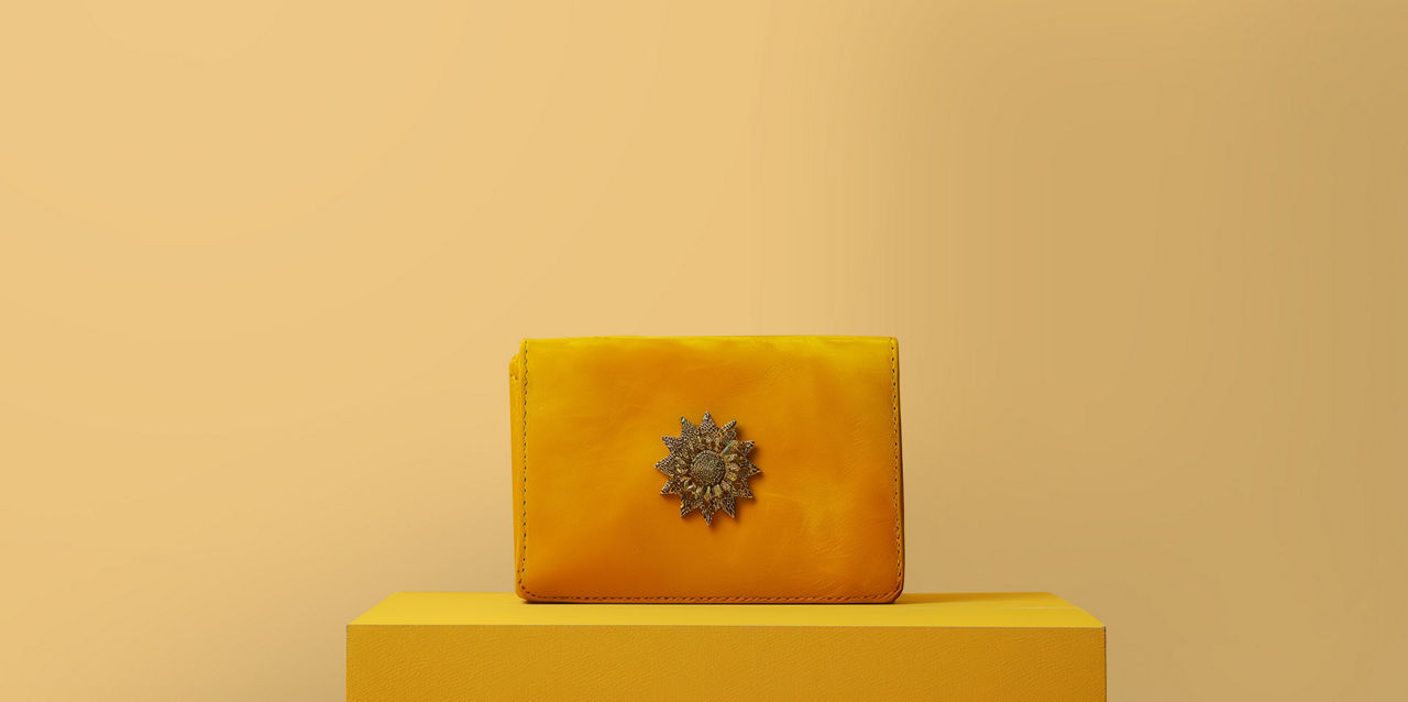 Flaxen yellow