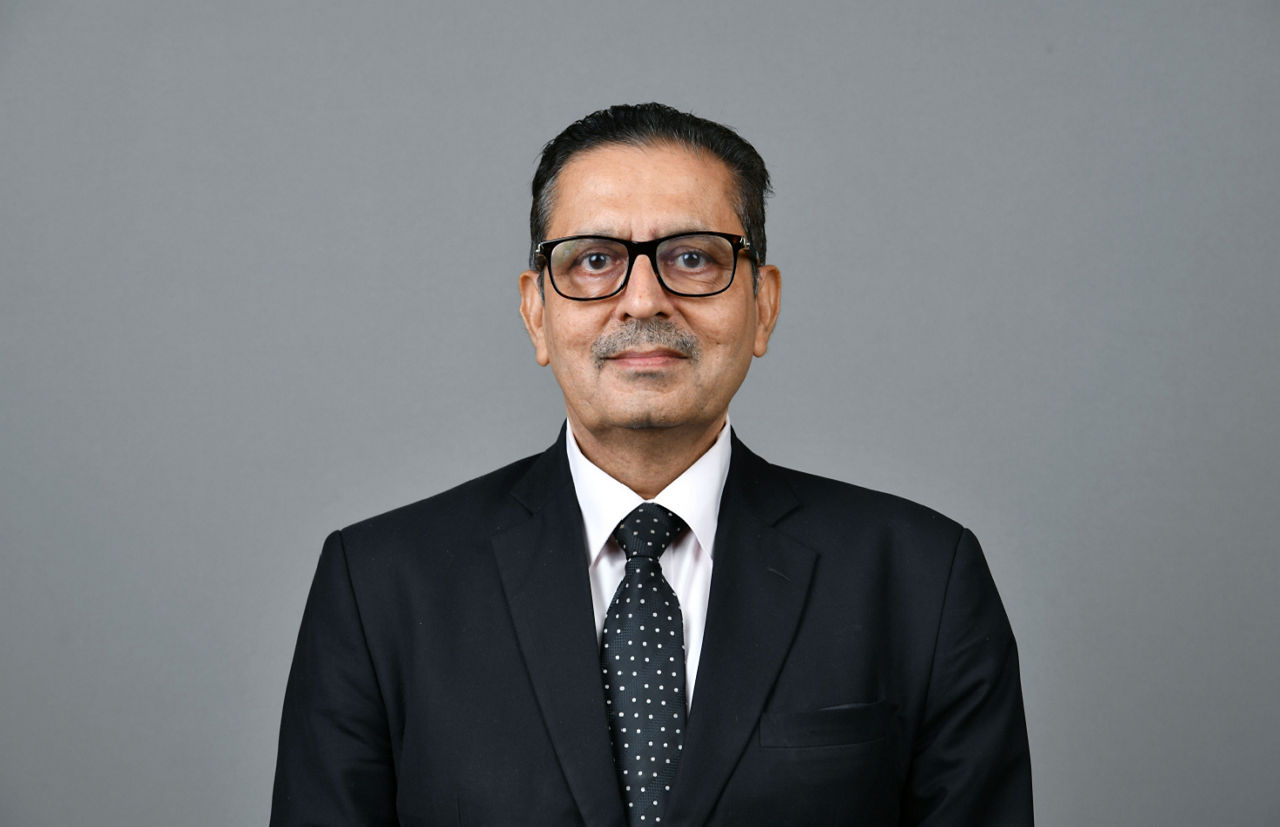 Mr. Himanshu Kapania - Business Head | Birla Opus